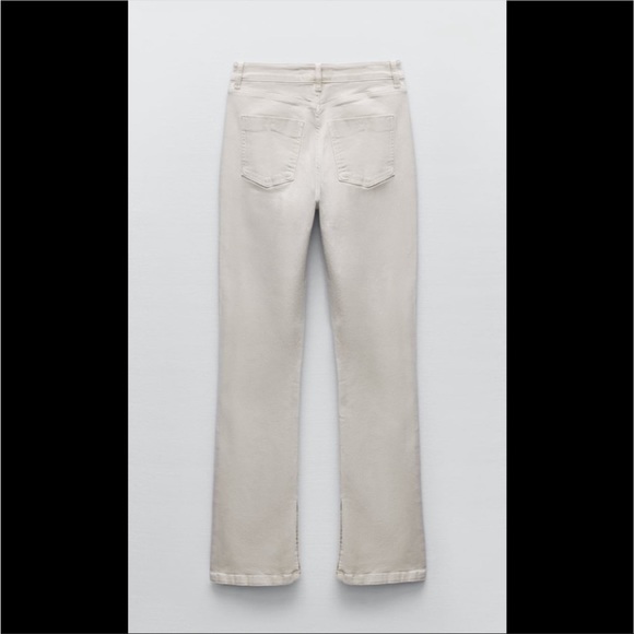 Zara high rise slim flared jeans - Picture 2 of 7